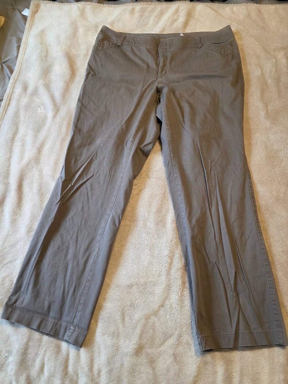 Dockers Women's 18W Stretch Straight Leg Chino Pants Gray Taupe